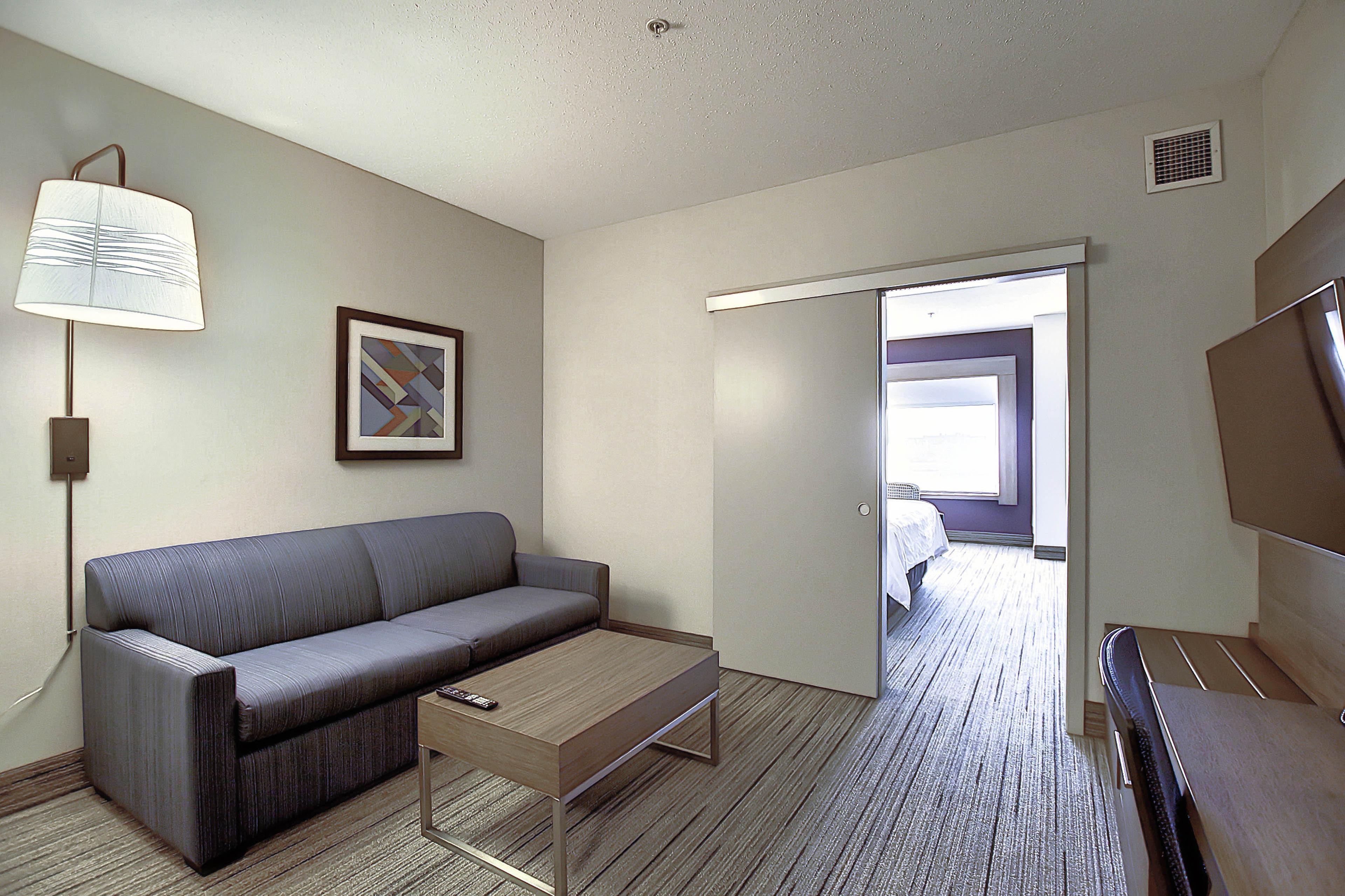 Holiday Inn Express Airport Calgary By Ihg Exteriér fotografie